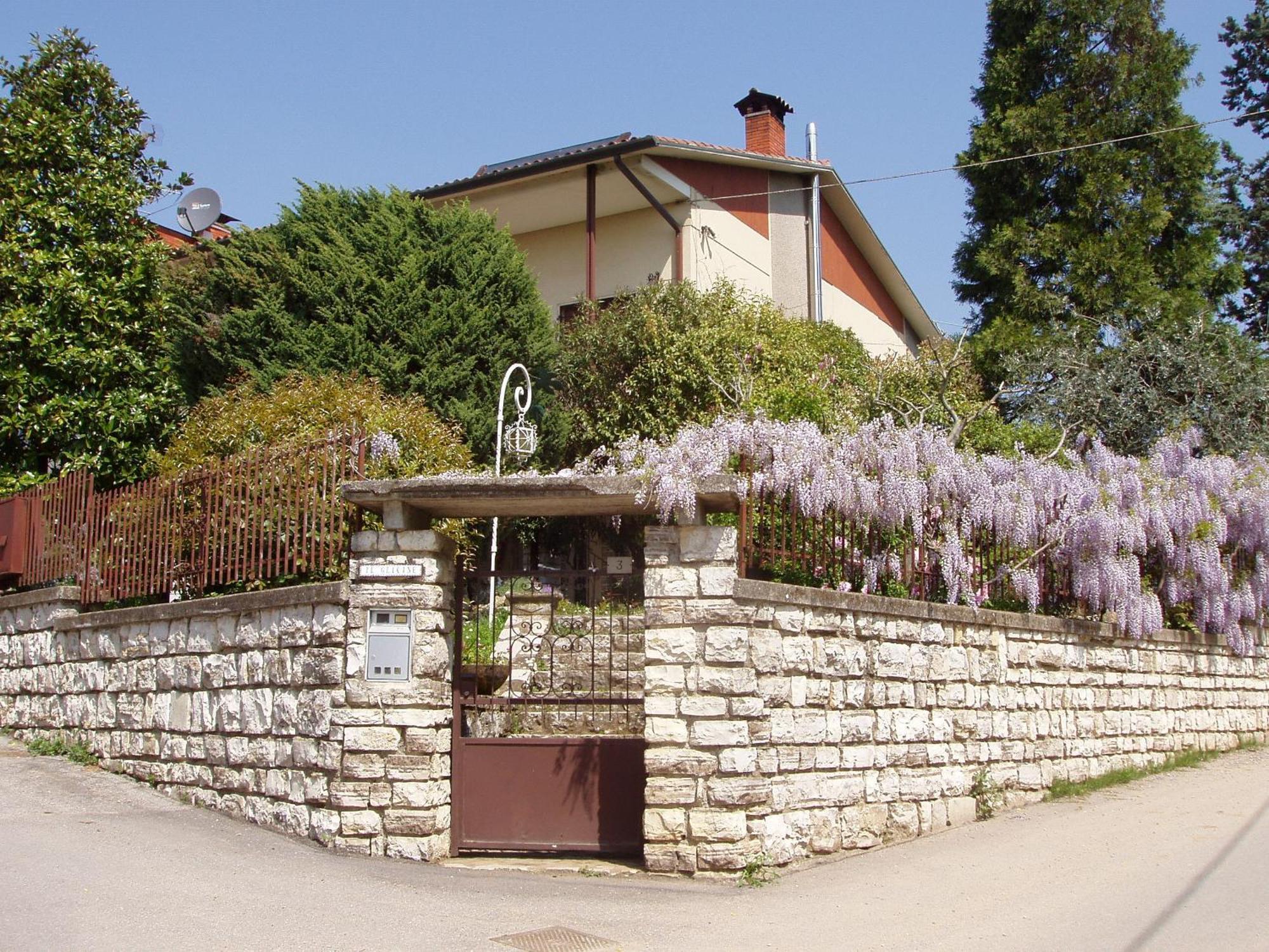 B&B Il Glicine Bedizzole Bagian luar foto